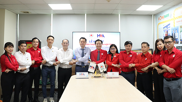 Hội Chữ thập đỏ TP Hồ Chí Minh ký kết thỏa thuận hợp tác truyền thông với Hiệp hội Quảng cáo Thành phố