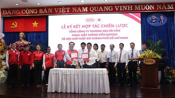 Hội Chữ thập đỏ Thành phố Hồ Chí Minh và SATRA liên kết nguồn lực vì cộng đồng giai đoạn 2026 - 2030