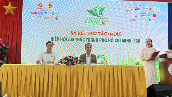 Hội Chữ thập đỏ TP Hồ Chí Minh ký kết hợp tác với Hiệp hội Ẩm thực Thành phố
