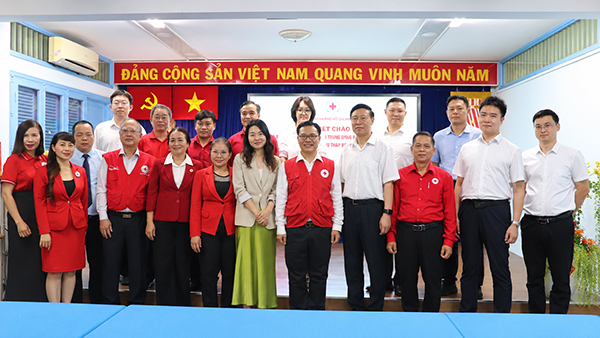 Hội Chữ thập đỏ Thành phố Hồ Chí Minh tiếp Đoàn đại biểu Ban Công tác xã hội Trung ương Đảng Cộng sản Trung Quốc