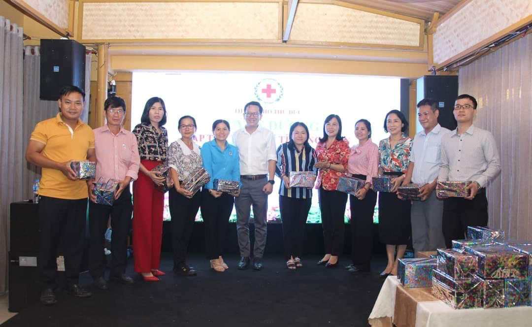 Hội Chữ thập đỏ TP Thủ Đức họp mặt ngày Thầy thuốc Việt Nam 27.02