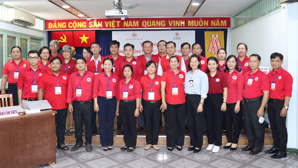 Tổ chức khóa tập huấn nghiệp vụ công tác phục hồi liên lạc gia đình cho cán bộ Hội Chữ thập đỏ tại Thành phố Hồ Chí Minh